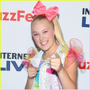 JoJo Siwa Reveals What Her 'Gay Awakenings' Were to Demi Lovato