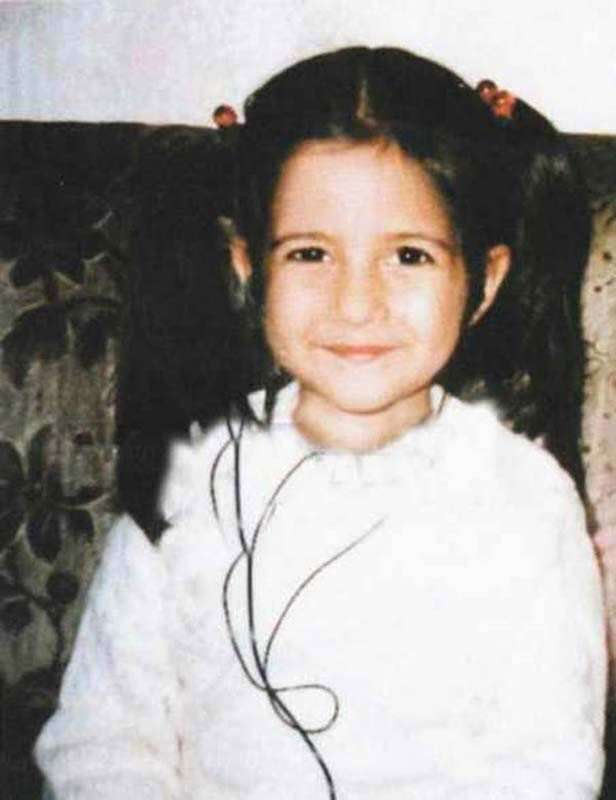 Katrina Kaif Childhood Picture