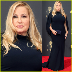 Jennifer Coolidge Goes Glam in Caped Dress for Emmys 2021