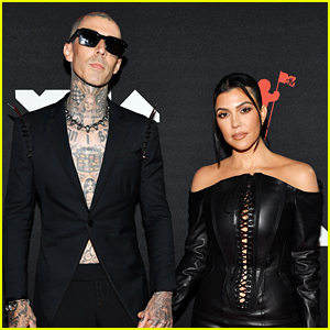 Kourtney Kardashian & Travis Barker Make Red Carpet Debut at MTV VMAs 2021 - See Red Carpet Pics!