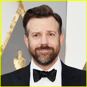 The Email Jason Sudeikis Sent to a Reporter Proves He's Exactly Like Ted Lasso in Real Life