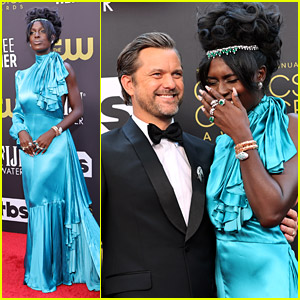 Jodie Turner-Smith & Joshua Jackson Get Super Flirty at Critics Choice Awards 2022