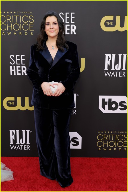 Melanie Lynskey (Yellowjackets) on the Critics Choice red carpet