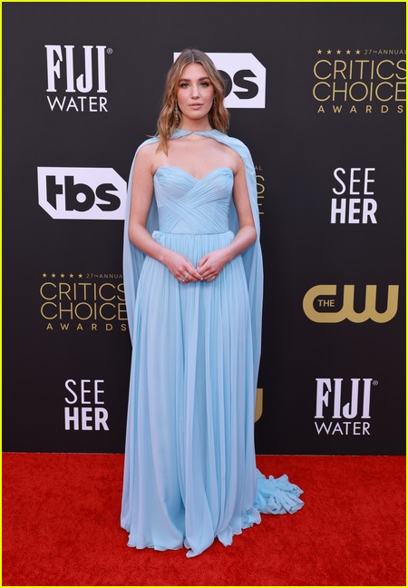 Sophie Nelisse (Yellowjckets) at the Critics Choice Awards 2022