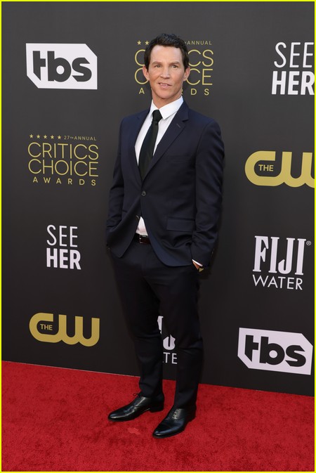 Shawn Hatosy (presenter) on the Critics Choice red carpet