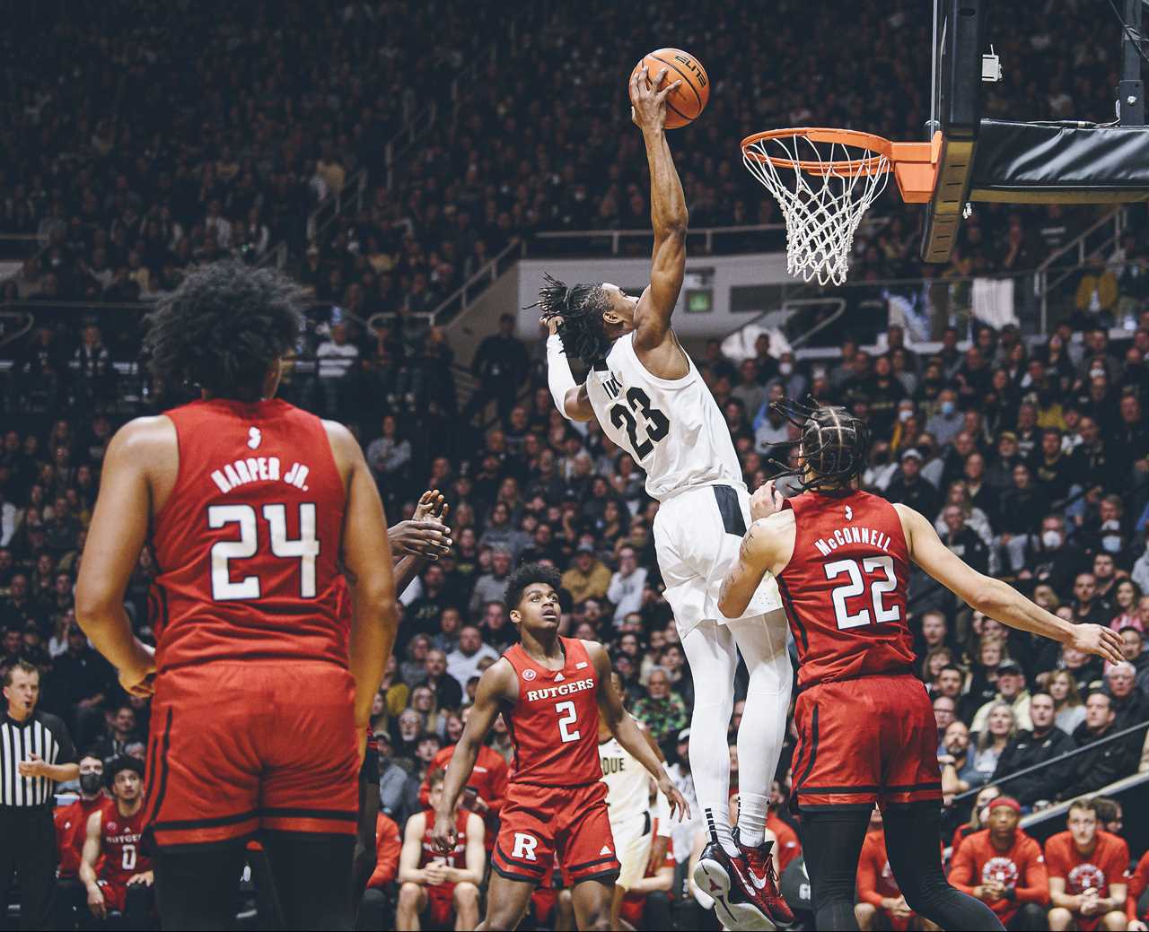 Notre Dame coach Niele Ivey paved the way for her son Jaden’s basketball stardom Ivey and her son, a star guard at Purdue, will lead their respective teams in the men’s and women’s NCAA tournaments