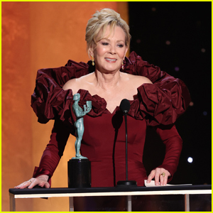 Jean Smart Wins for Best Female Actor in a Comedy Series at SAG Awards 2022