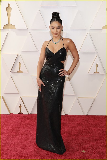 Vanessa Hudgens on the Oscars 2022 red carpet