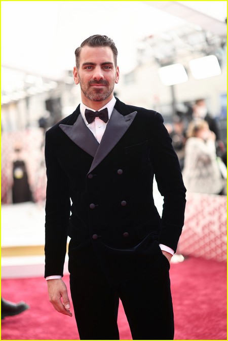 Nyle DiMarco on the Oscars 2022 red carpet
