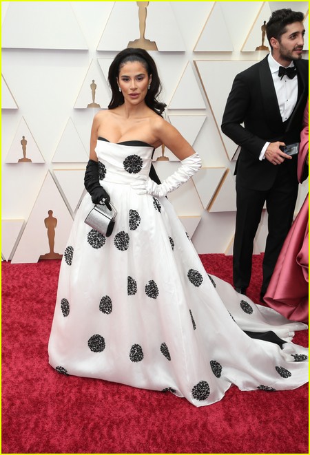 Encanto’s Diane Guerrero on the Oscars 2022 red carpet