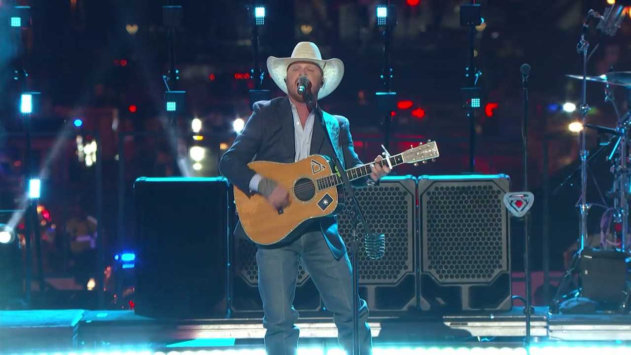 Carrie Underwood, Cody Johnson, Jason Aldean Among Big Winners At 2022 CMT Music Awards