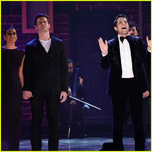 Skylar Astin Leads the 'Spring Awakening' Reunion Performance at Tony Awards 2022 - Watch Video!