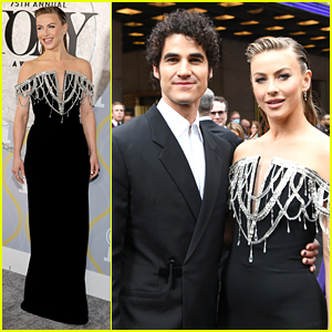 Julianne Hough Dazzles on Tony Awards 2022 Red Carpet With Darren Criss