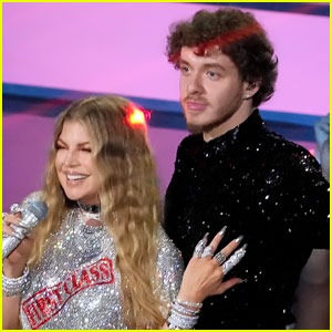 Fergie Joins Jack Harlow for Performance of 'First Class' at MTV VMAs 2022 - Watch Now!
