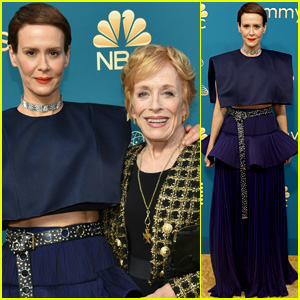 Sarah Paulson Gets Support From Partner Holland Taylor at Emmys 2022