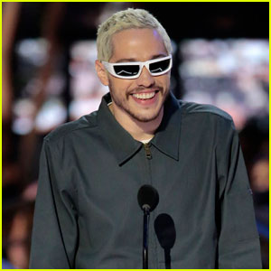 Pete Davidson Makes Surprise Appearance at Emmy Awards 2022 to Present Outstanding Comedy Series