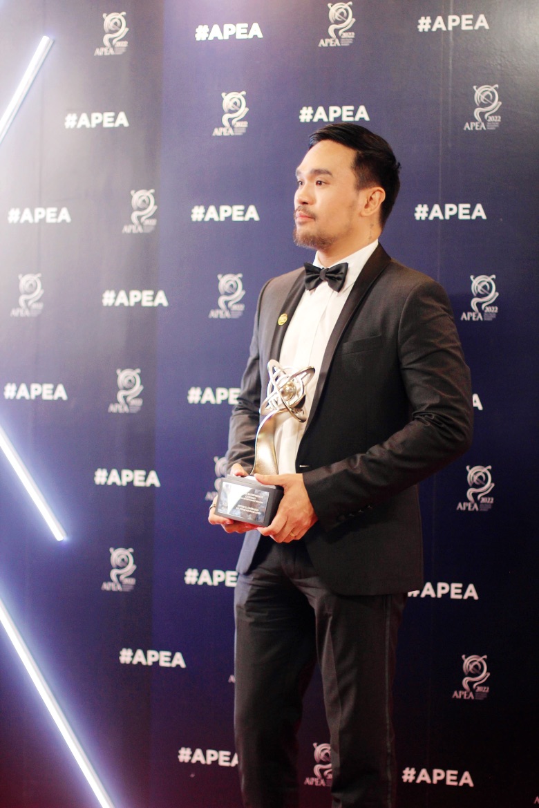 Archie Carrasco Emphasizes Purpose Over Profit as He Wins Master Entrepreneur in the Media and Entertainment Industry at APEA 2022