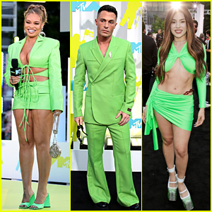 Latto, Ava Max, & More Wore Bright Green at MTV VMAs 2022!