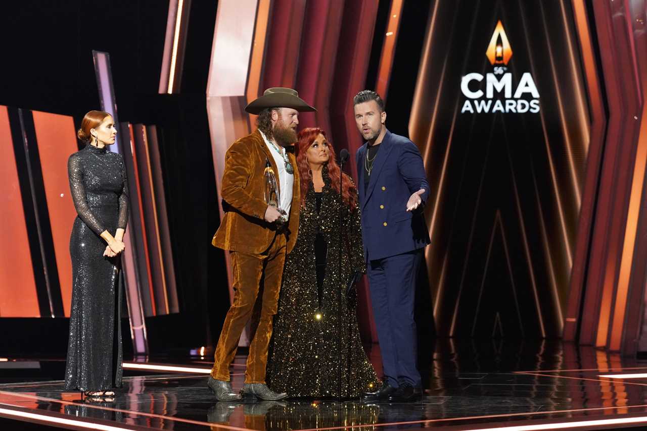 The 56th CMA Awards Embraces Its Roots For A Night Of Great Music