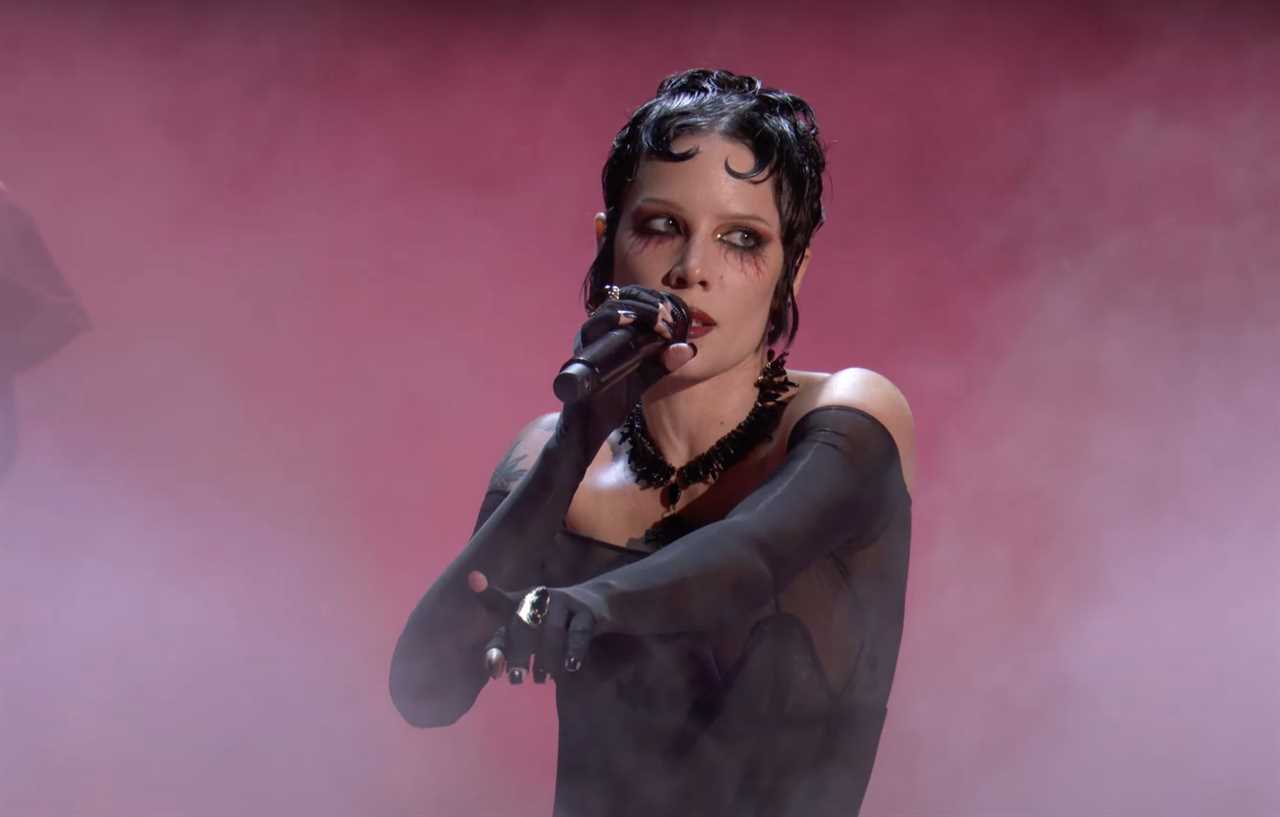 Watch Halsey perform ‘Lilith’ at The Game Awards 2022