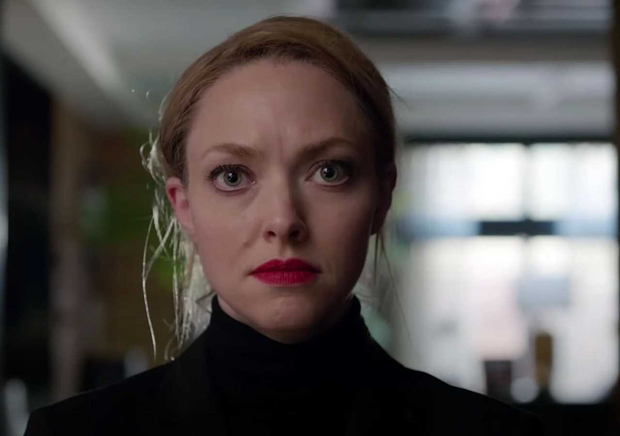 Amanda Seyfried plays real-life convicted entrepreneur Elizabeth Holmes in The Dropout.