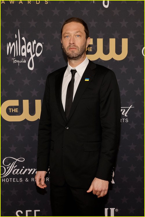 The Bear’s Ebon Moss-Bachrach at the Critics Choice Awards 2023