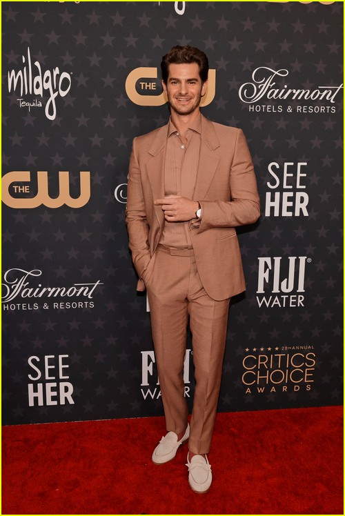 Under the Banner of Heaven’s Andrew Garfield at the Critics Choice Awards 2023