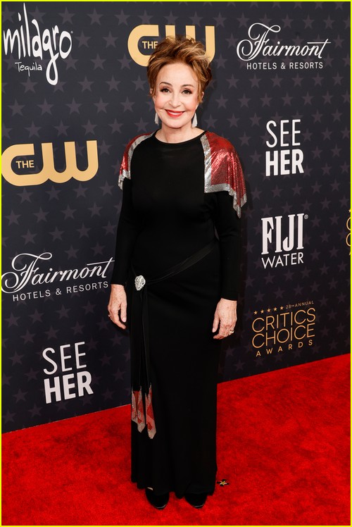 Young Sheldon’s Annie Potts at the Critics Choice Awards 2023