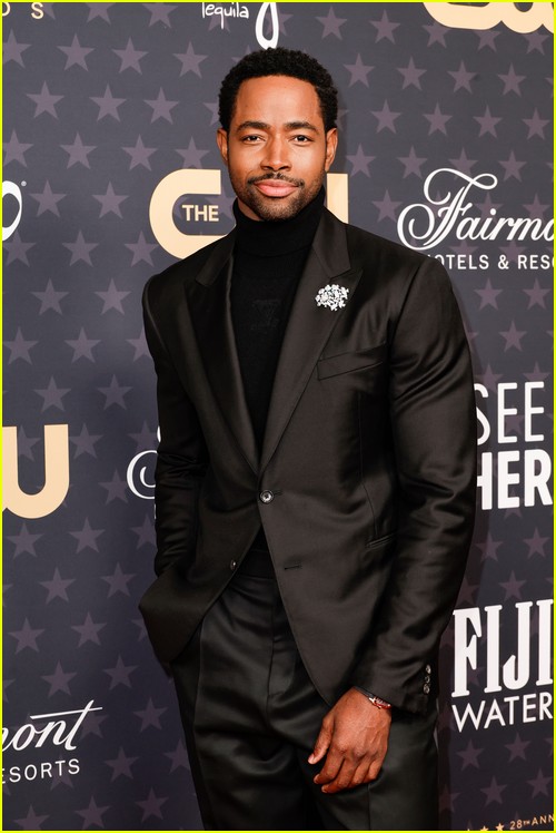 Top Gun: Maverick’s Jay Ellis at the Critics Choice Awards 2023