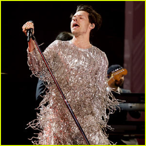 Harry Styles Wears Silver Fringe Outfit While Performing Nominated Song 'As It Was' at Grammys 2023 - Watch Now!