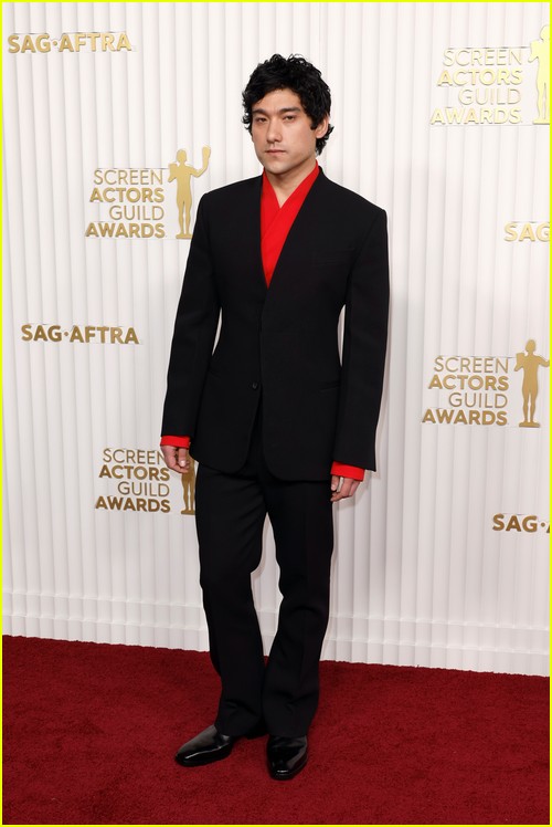 The White Lotus’ Will Sharpe at the SAG Awards 2023