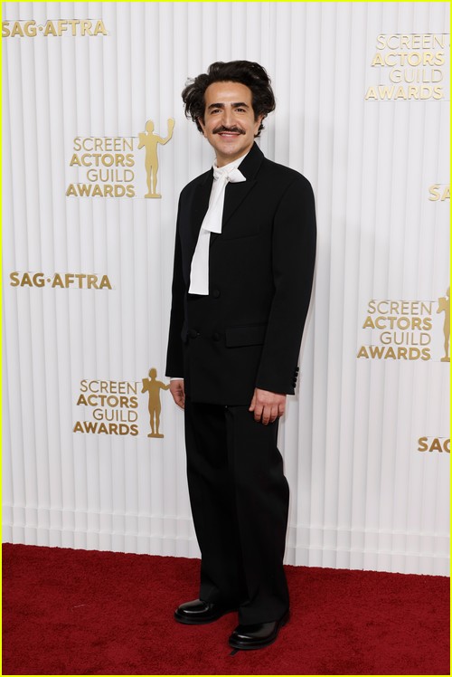 The White Lotus’ Francesco Zecca at the SAG Awards 2023