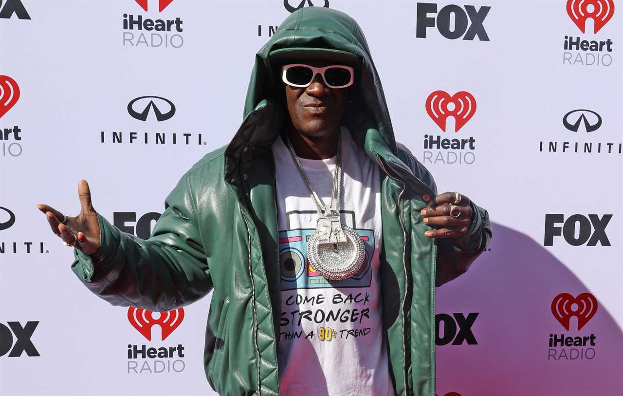 Flavor Flav confirms his “Swiftie” status at the iHeart Radio Music Awards