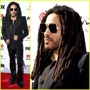 Host Lenny Kravitz Makes a Carpet Appearance at iHeartRadio Music Awards 2023!