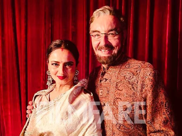 Kabir Bedi reunites with his Khoon Bhari Maang co-star Rekha at the Filmfare Awards 2023 