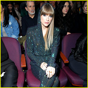 Who Is Taylor Swift Sitting Next to at iHeartRadio Music Awards 2023? It's Someone Very Important!