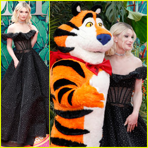 Dylan Mulvaney Debuts Platinum Blonde Hair, Poses With Tony the Tiger at Tony Awards 2023