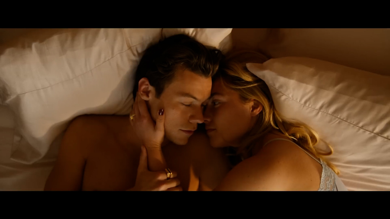 Florence Pugh and Harry Styles in Don't Worry Darling 