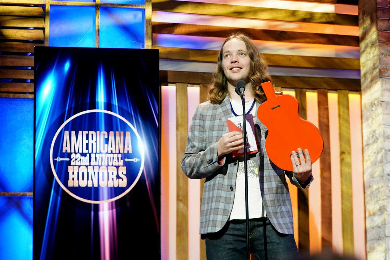 Billy Strings, The War & Treaty Among Americana Honors & Awards Winners