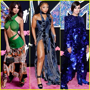 Emily Ratajkowski, Sofia Carson & Chloe Bailey Go Bold With Daring Styles at MTV VMAs 2023