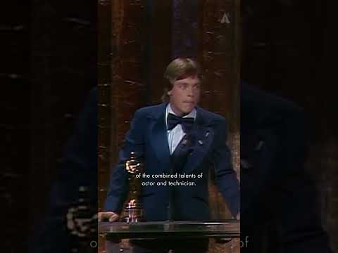 Mark Hamill, C-3PO and R2-D2 Present at the Oscars