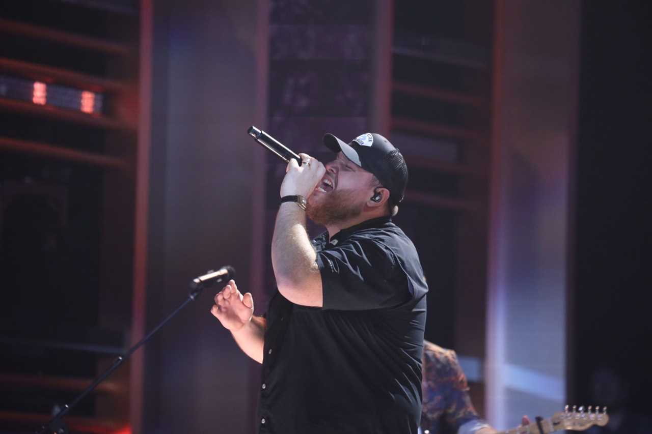 The 57th CMA Awards Brings Great Music & Deserved Wins [Recap]