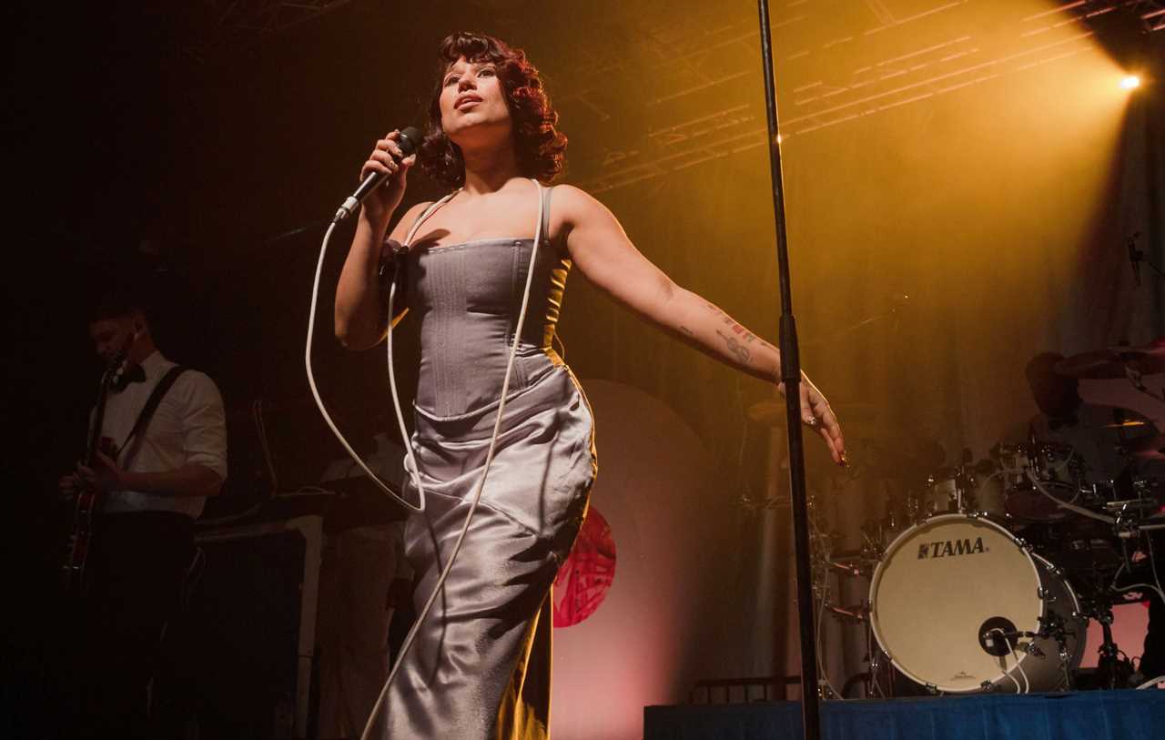 RAYE performs live on stage during a concert at the Huxleys on November 23, 2023 in Berlin, Germany.