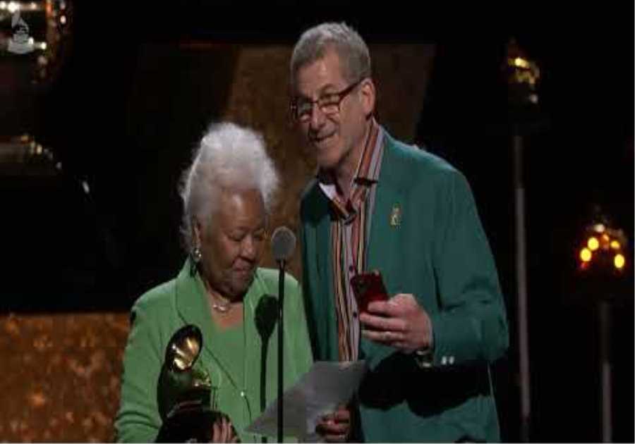 Robert Gordon &amp; Deanie Parker Win Best Album Notes | 2024 GRAMMYs