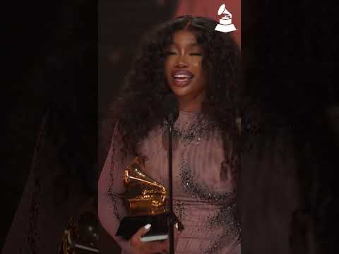 SZA Wins Best R&B Song At 2024 GRAMMYs #sza #snooze #sos