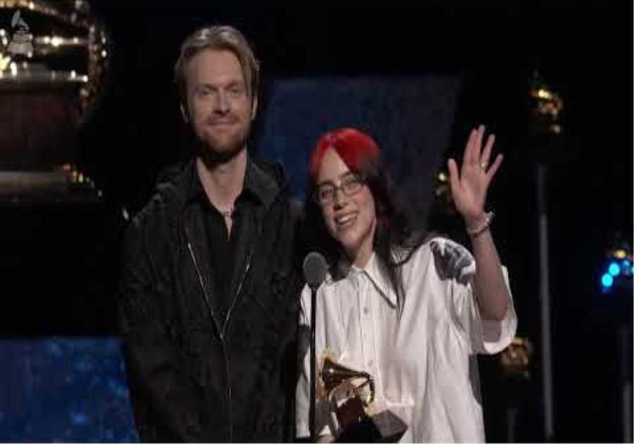 BILLIE EILISH & FINNEAS Wins For Best Song Written For Visual Media