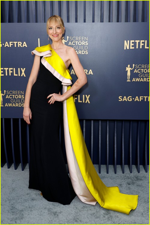 Hannah Leder (The Morning Show) at the SAG Awards