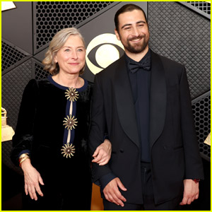 Noah Kahan Brings His Mom as His Date to Grammys 2024