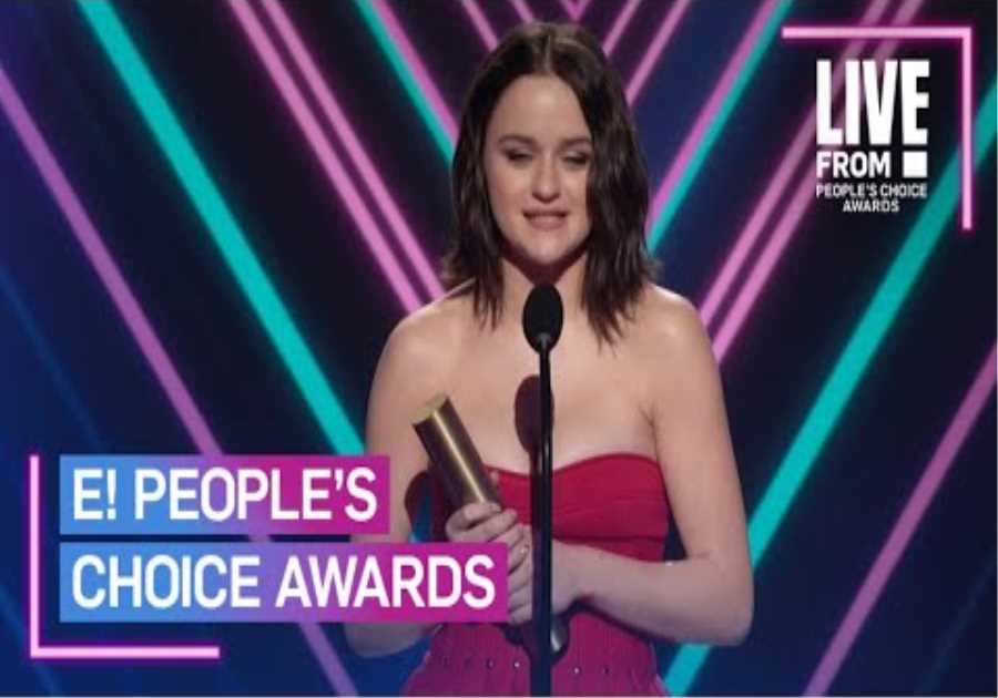 Joey King Reveals Kissing Booth 3 Is Coming at 2020 E! PCAs | E! People’s Choice Awards