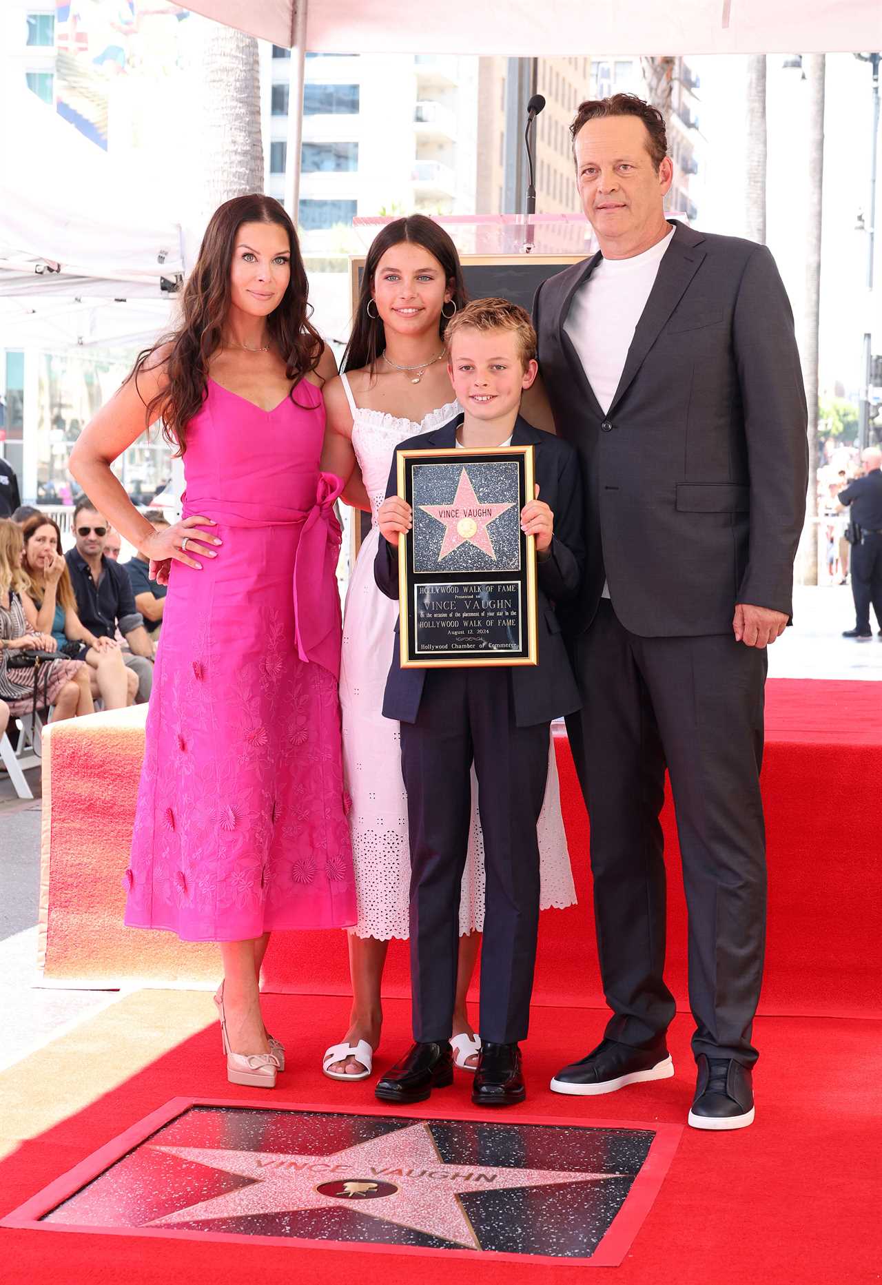  Kyla Weber, Locklyn Kyla Vaughn, Vernon Lindsay Vaughn and Vince Vaughn attend The Hollywood Walk of Fame star ceremony 